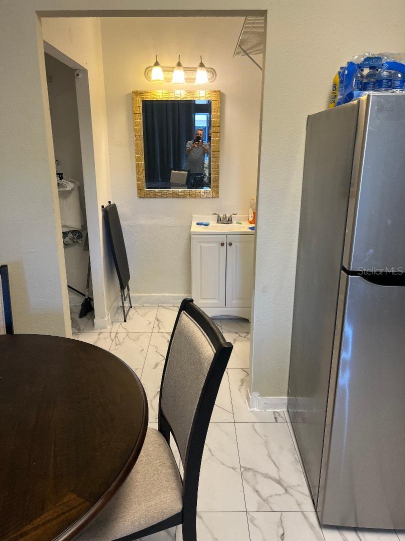 Image 5 of 10 For 8421 Orange Blossom Trail  248