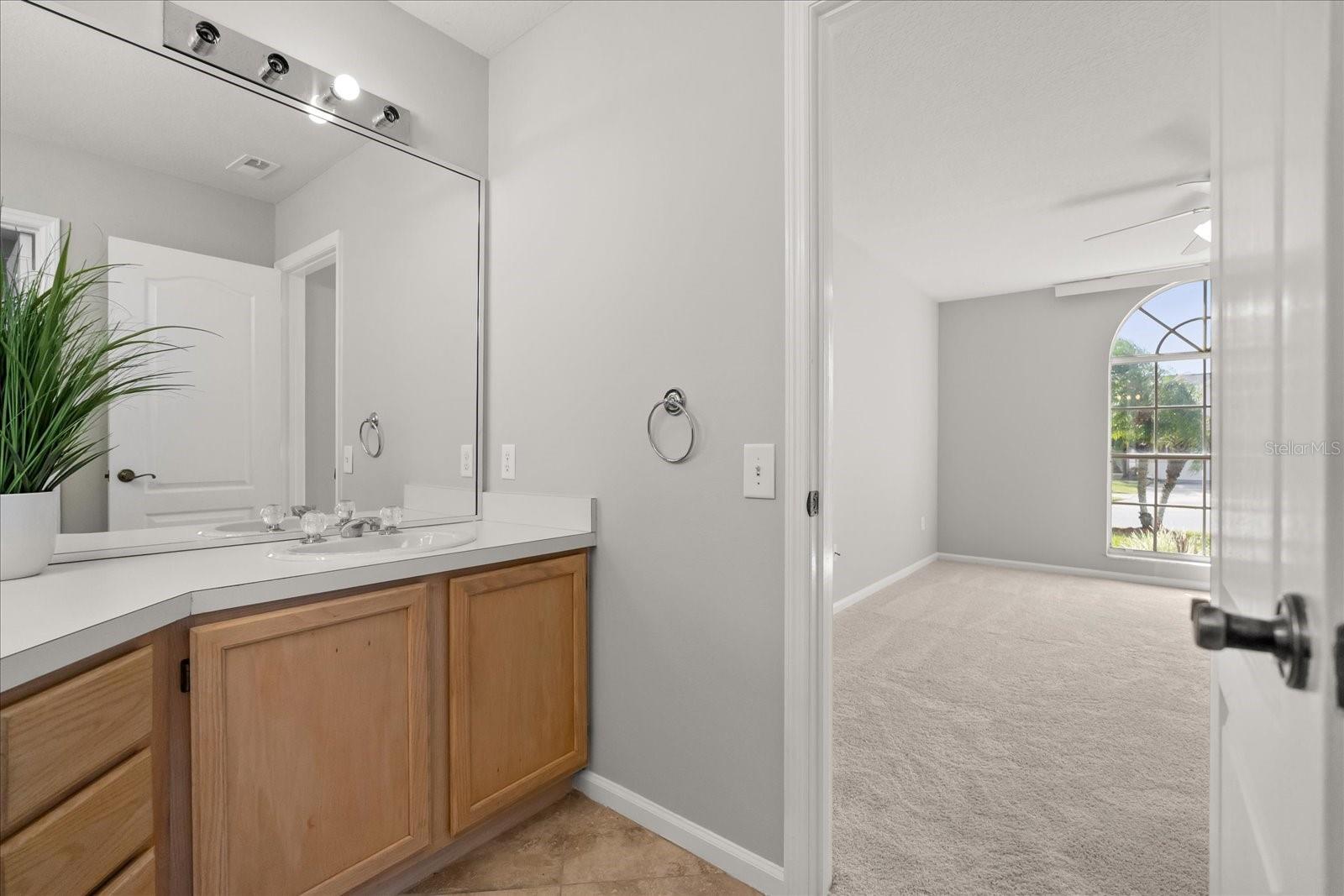 Image 14 of 29 For 3593 Ventura Club Circle