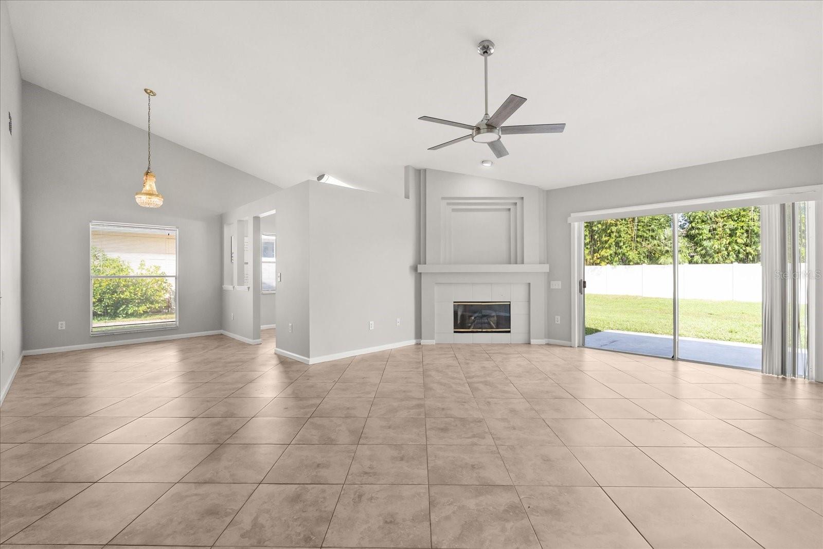 Image 5 of 29 For 3593 Ventura Club Circle