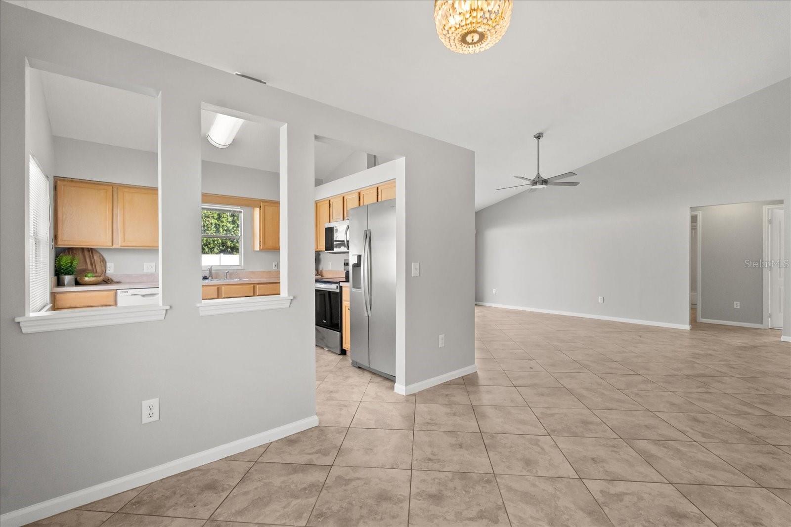 Image 8 of 29 For 3593 Ventura Club Circle