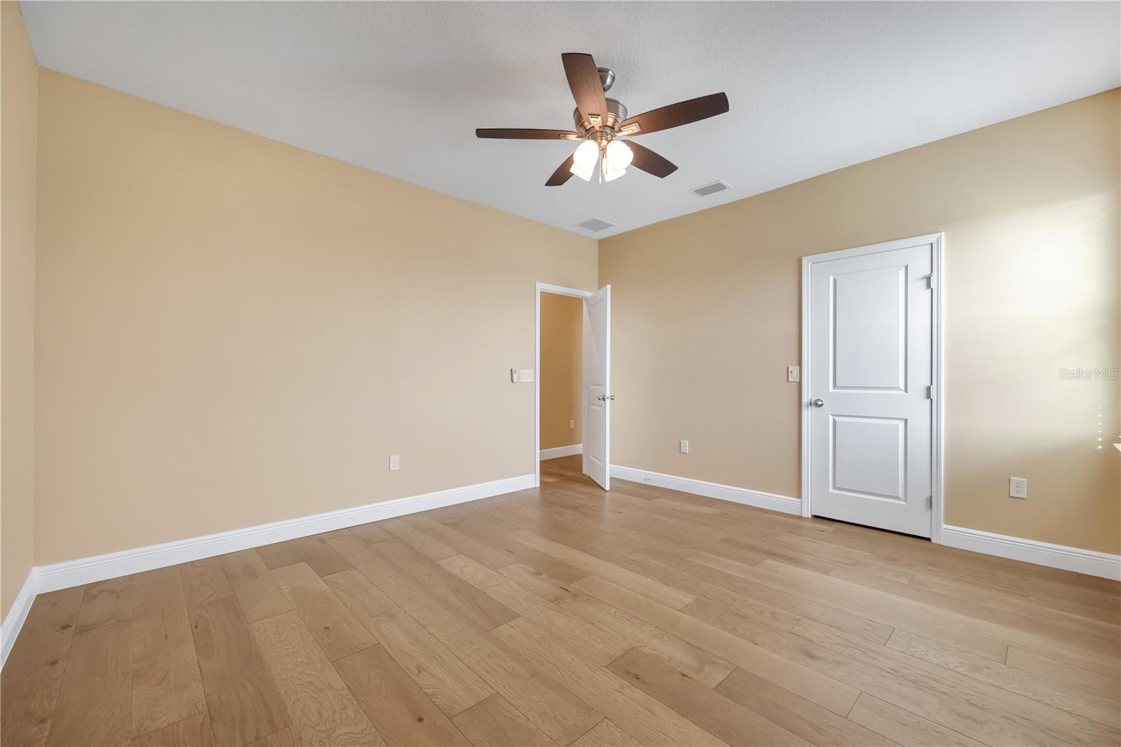 Image 17 of 52 For 2132 Keystone Pass Boulevard