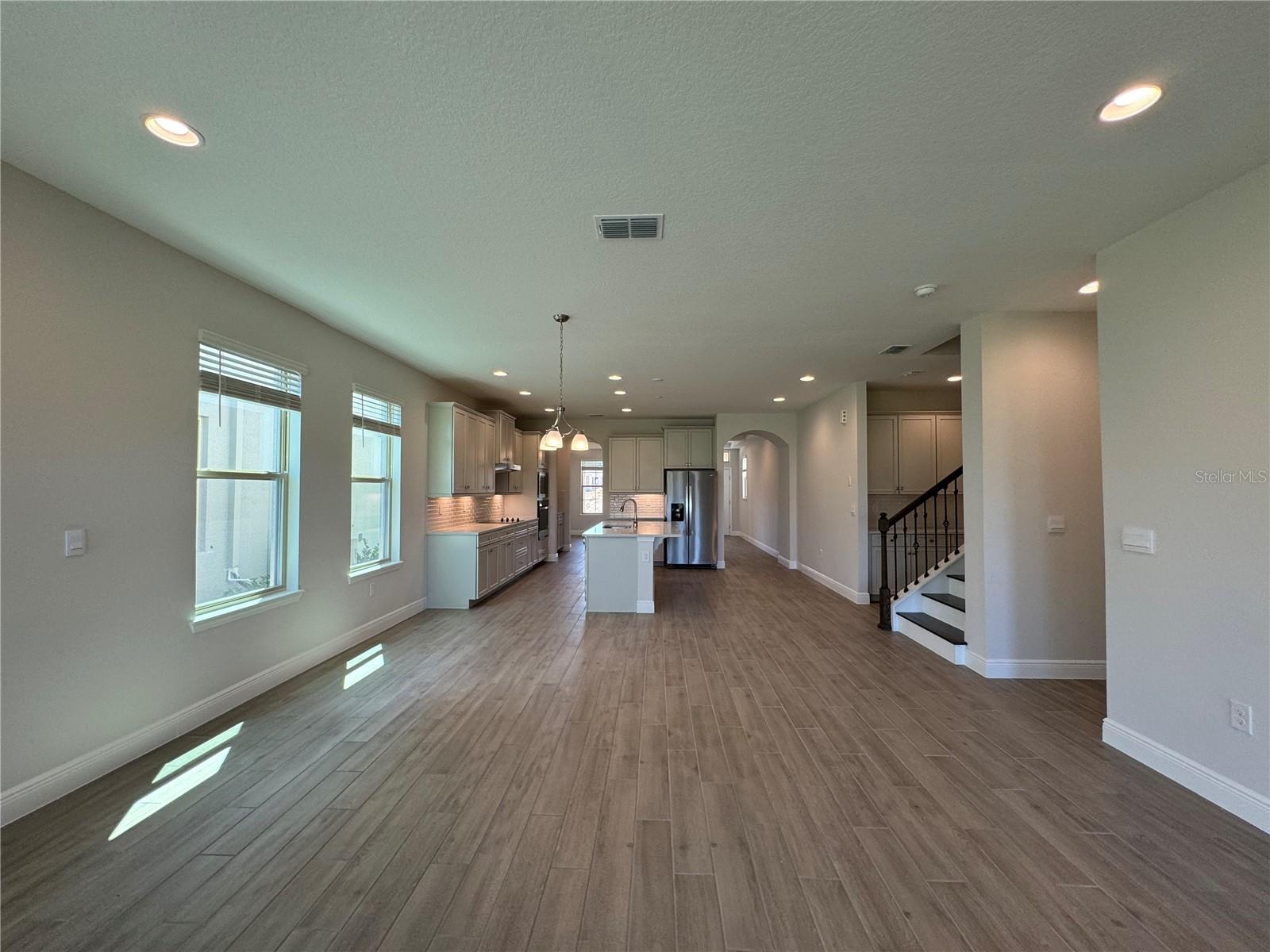 Image 18 of 36 For 16119 Skysail Street