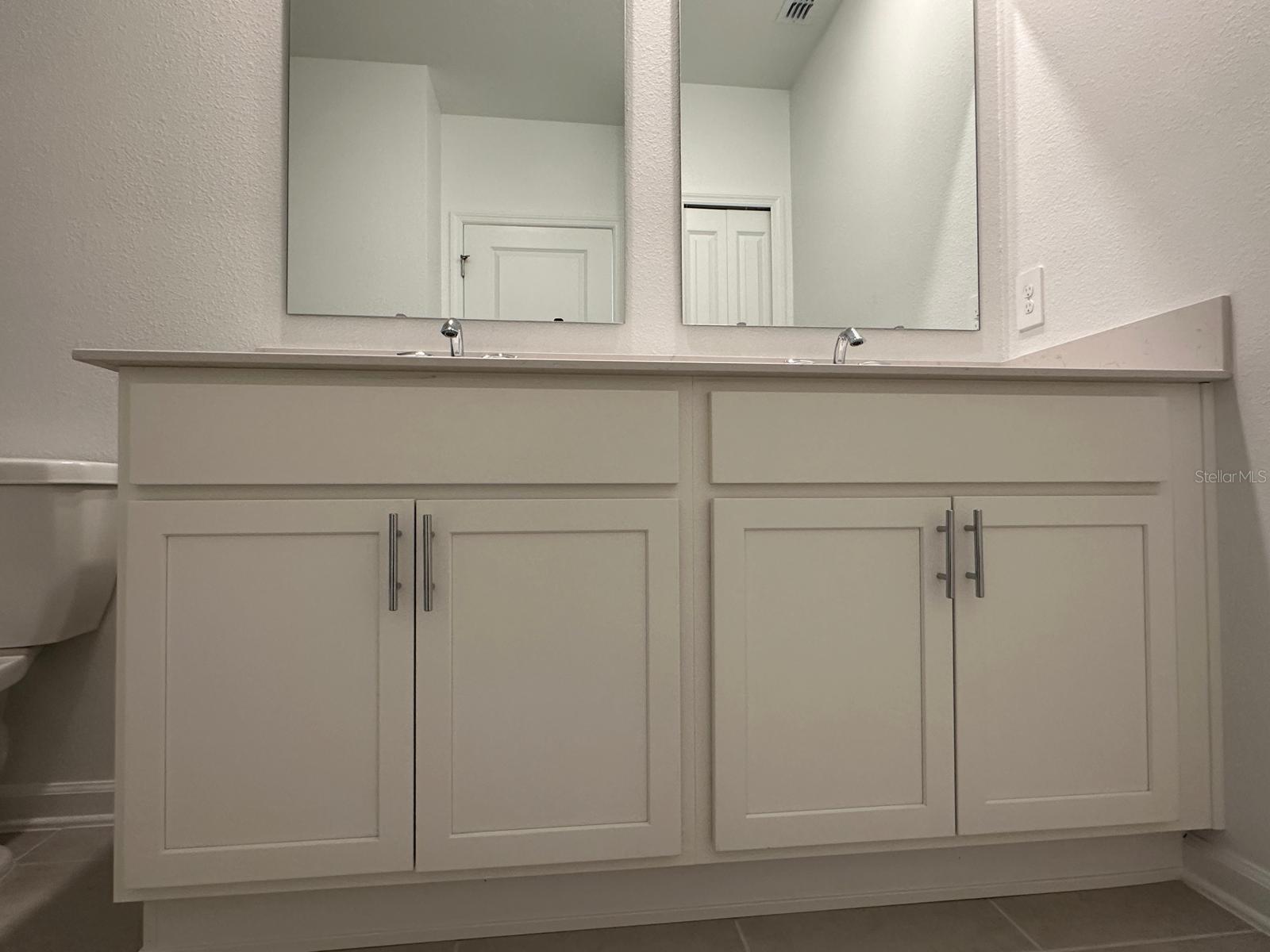 Image 10 of 17 For 5636 Lemon Grass Street A