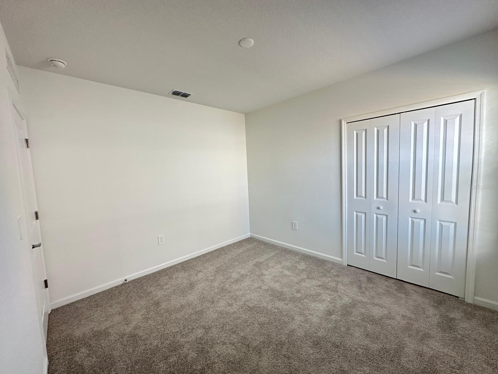 Image 15 of 17 For 5636 Lemon Grass Street A