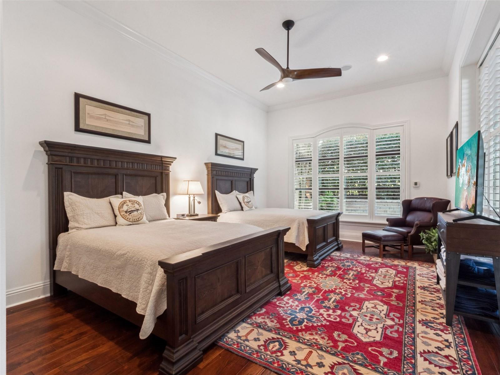 Image 29 of 84 For 32523 Hawks Lake Lane