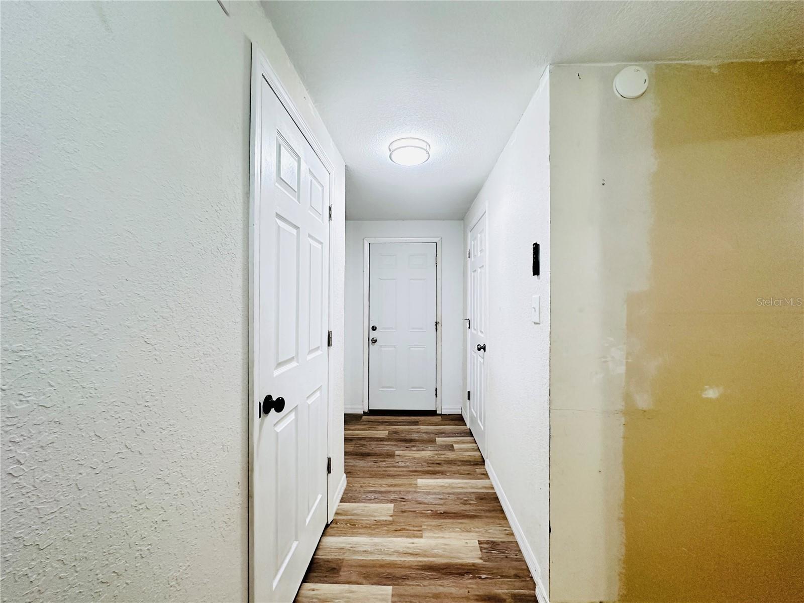 Image 21 of 72 For 2323 Goodman Road