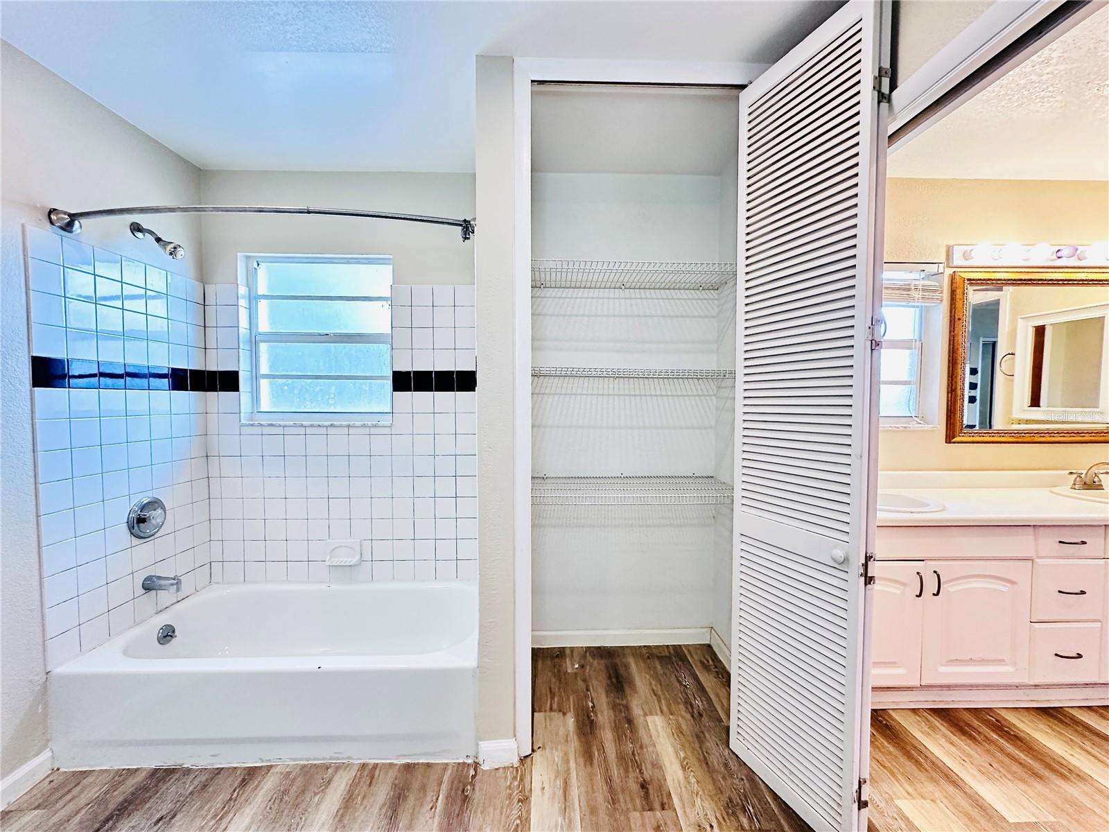 Image 57 of 72 For 2323 Goodman Road