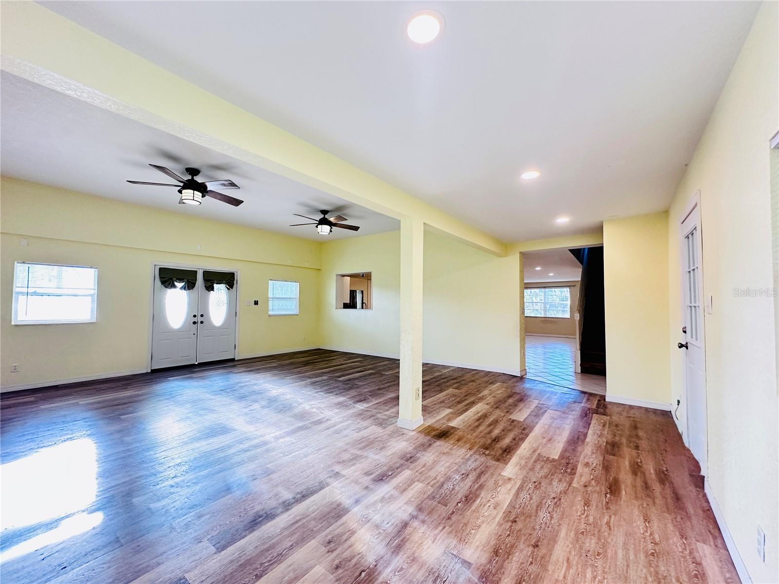 Image 9 of 72 For 2323 Goodman Road