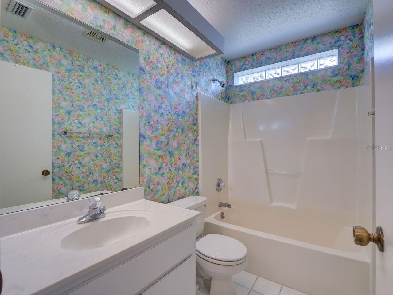 Image 20 of 42 For 11340 76th Circle