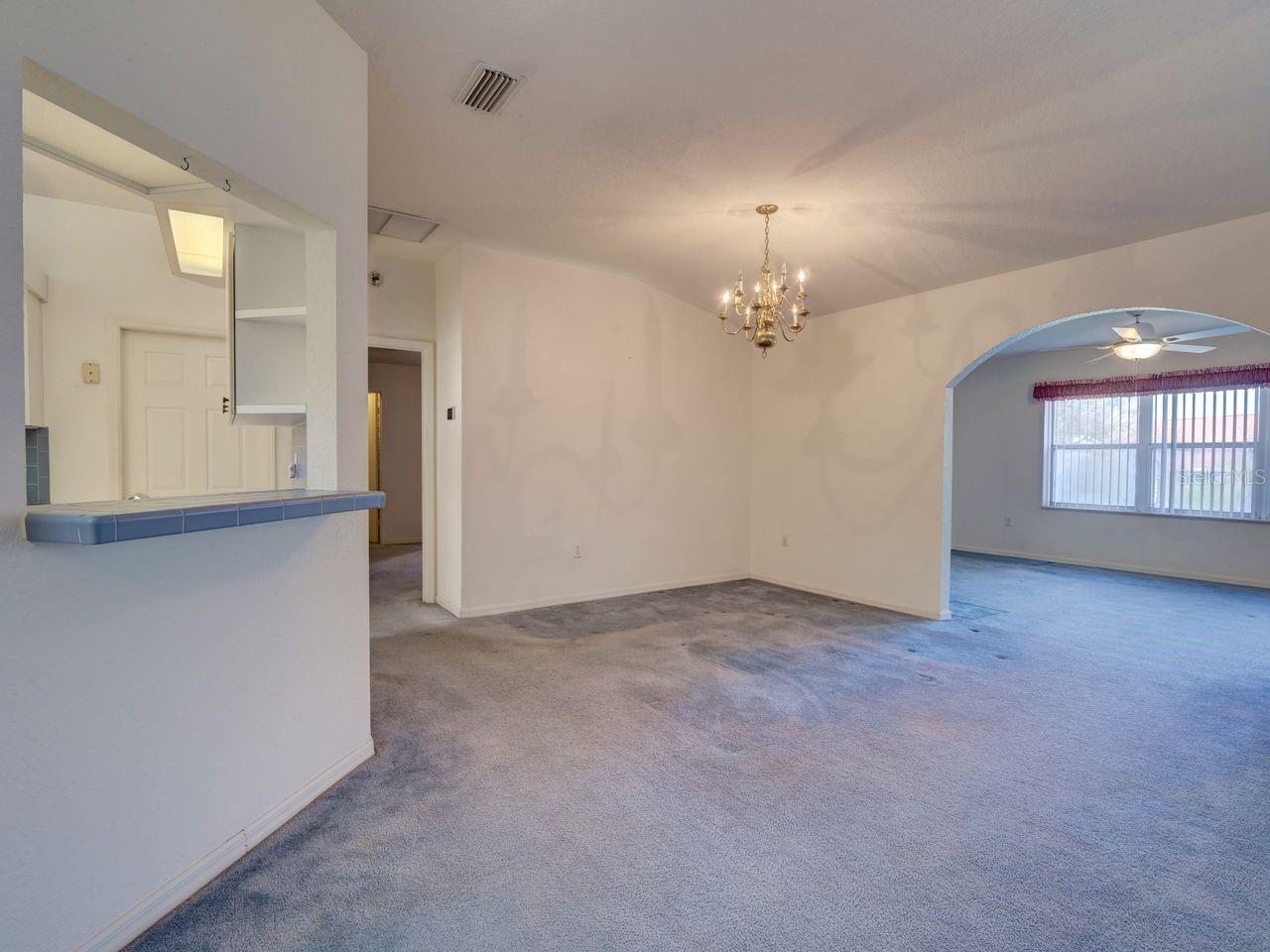 Image 6 of 42 For 11340 76th Circle