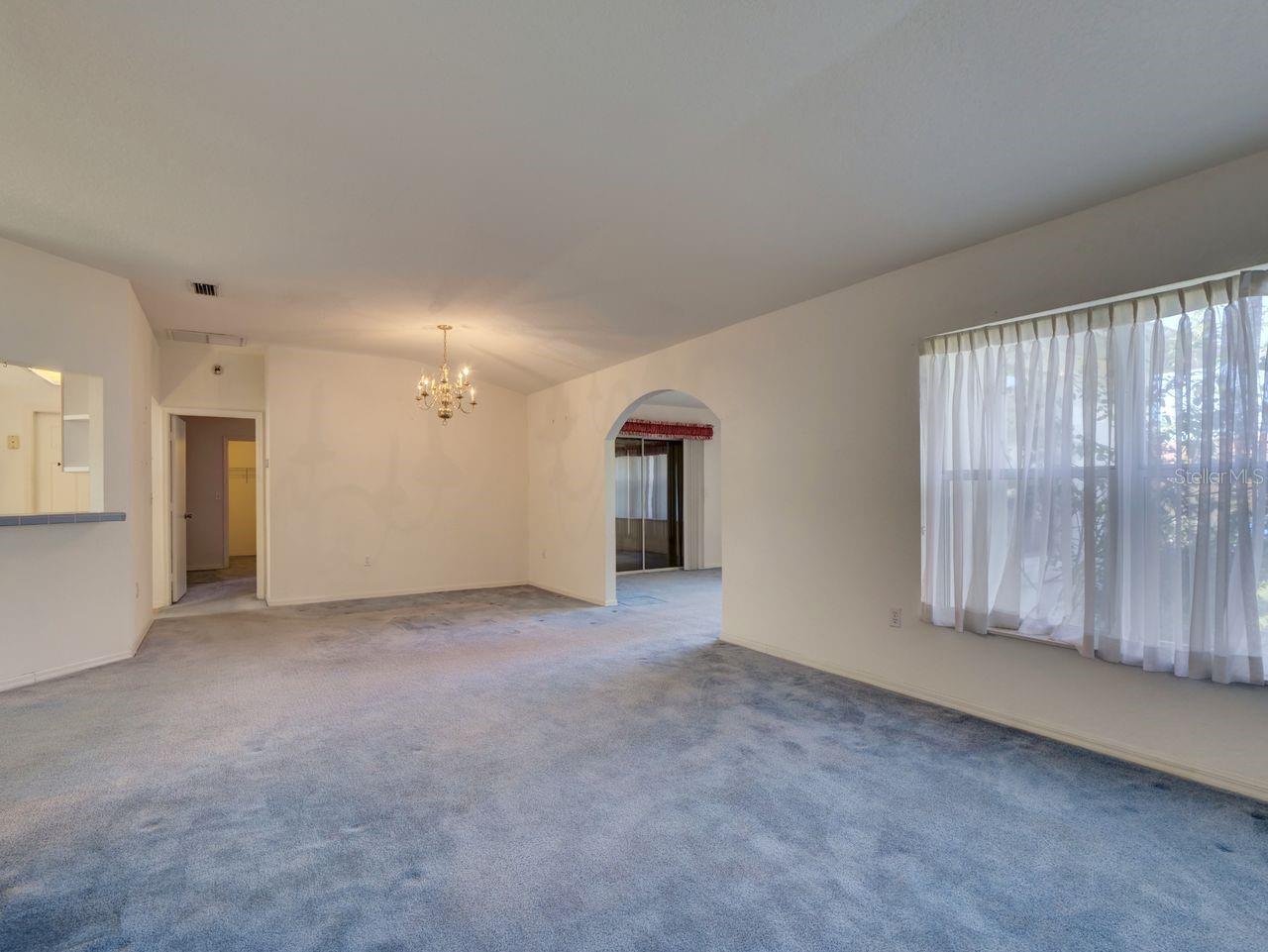 Image 9 of 42 For 11340 76th Circle