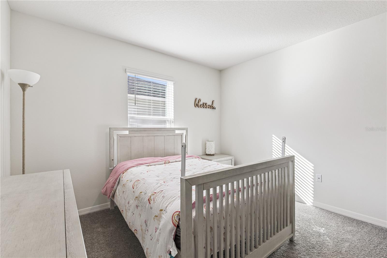 Image 14 of 47 For 462 Baroness Way