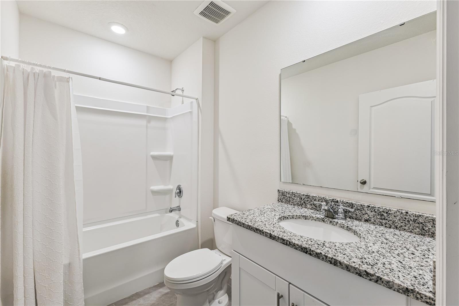 Image 20 of 47 For 462 Baroness Way