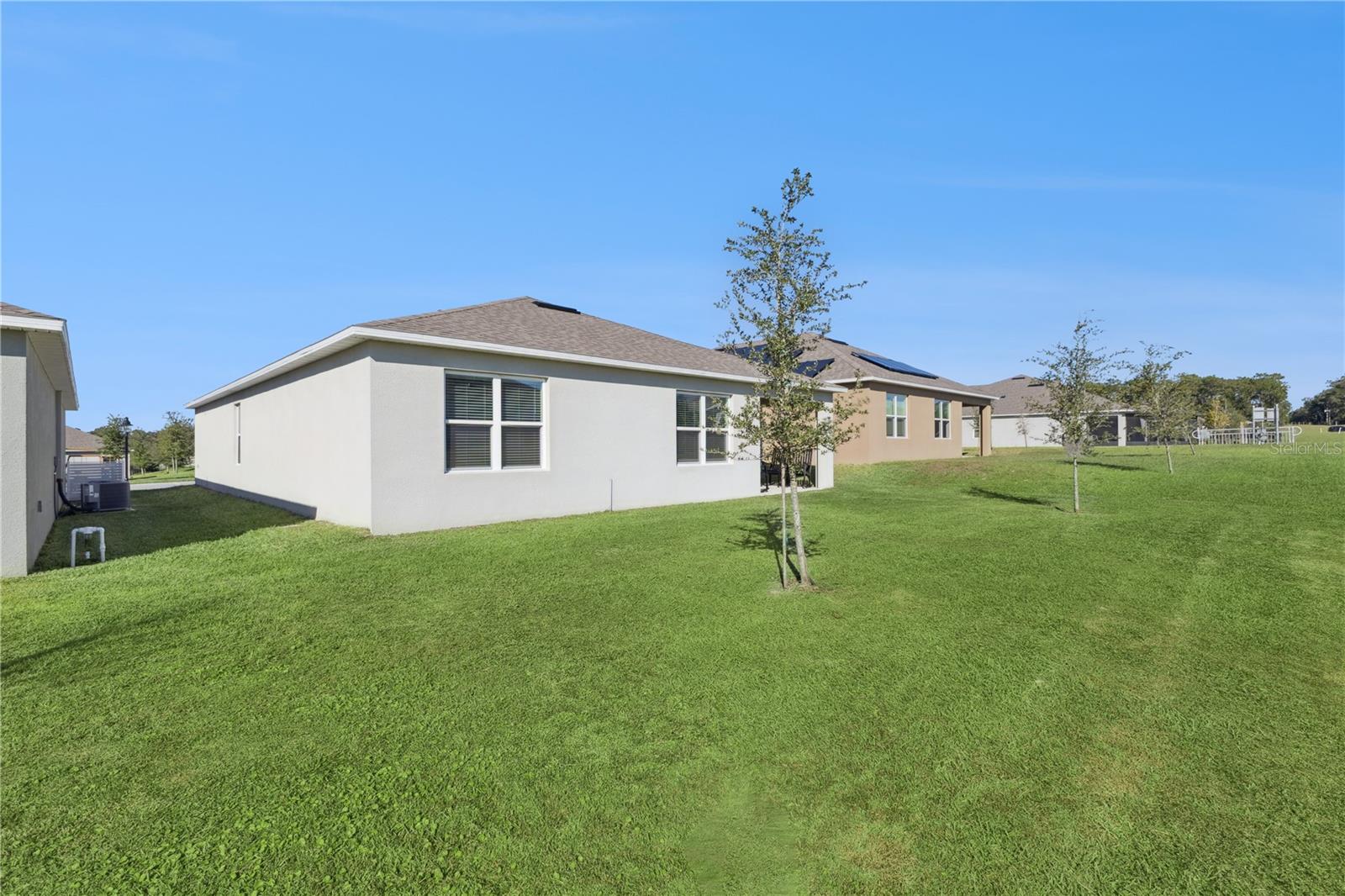 Image 23 of 47 For 462 Baroness Way