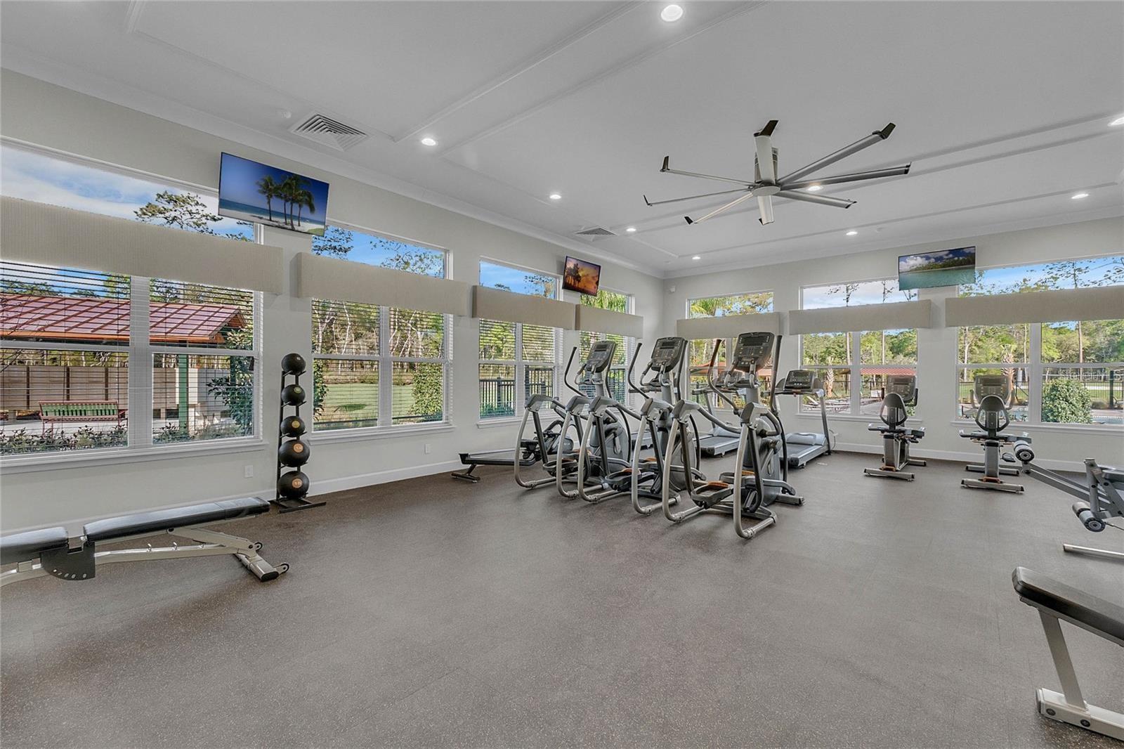 Image 33 of 47 For 462 Baroness Way