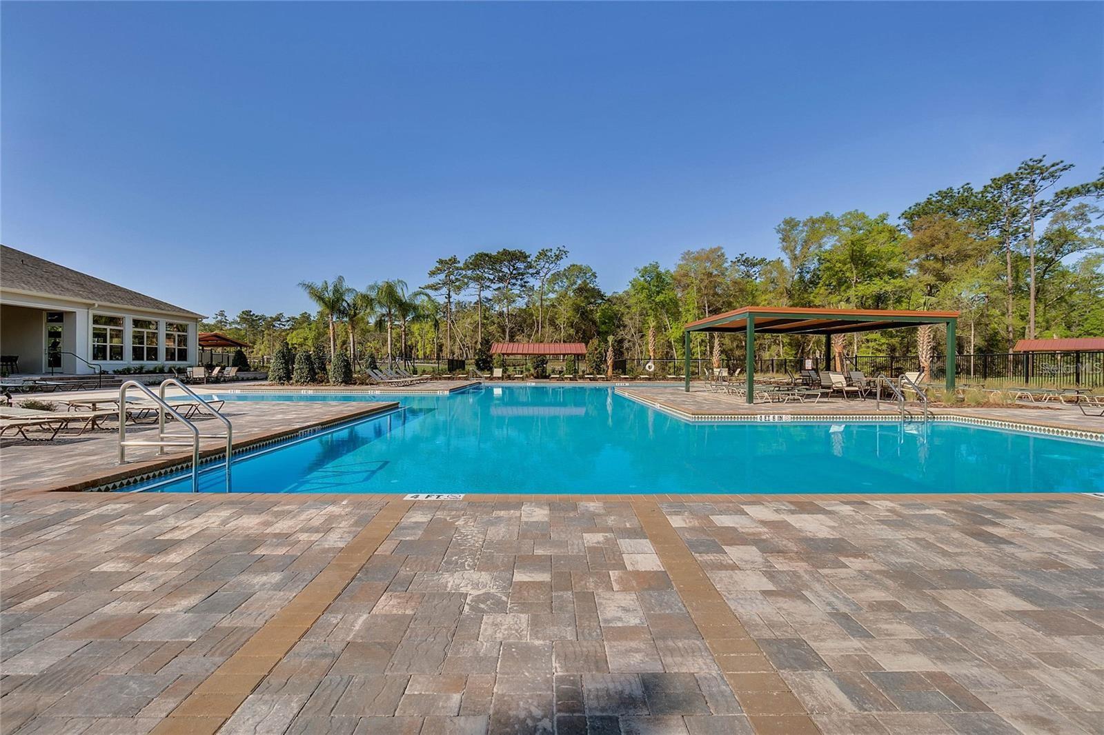 Image 43 of 47 For 462 Baroness Way