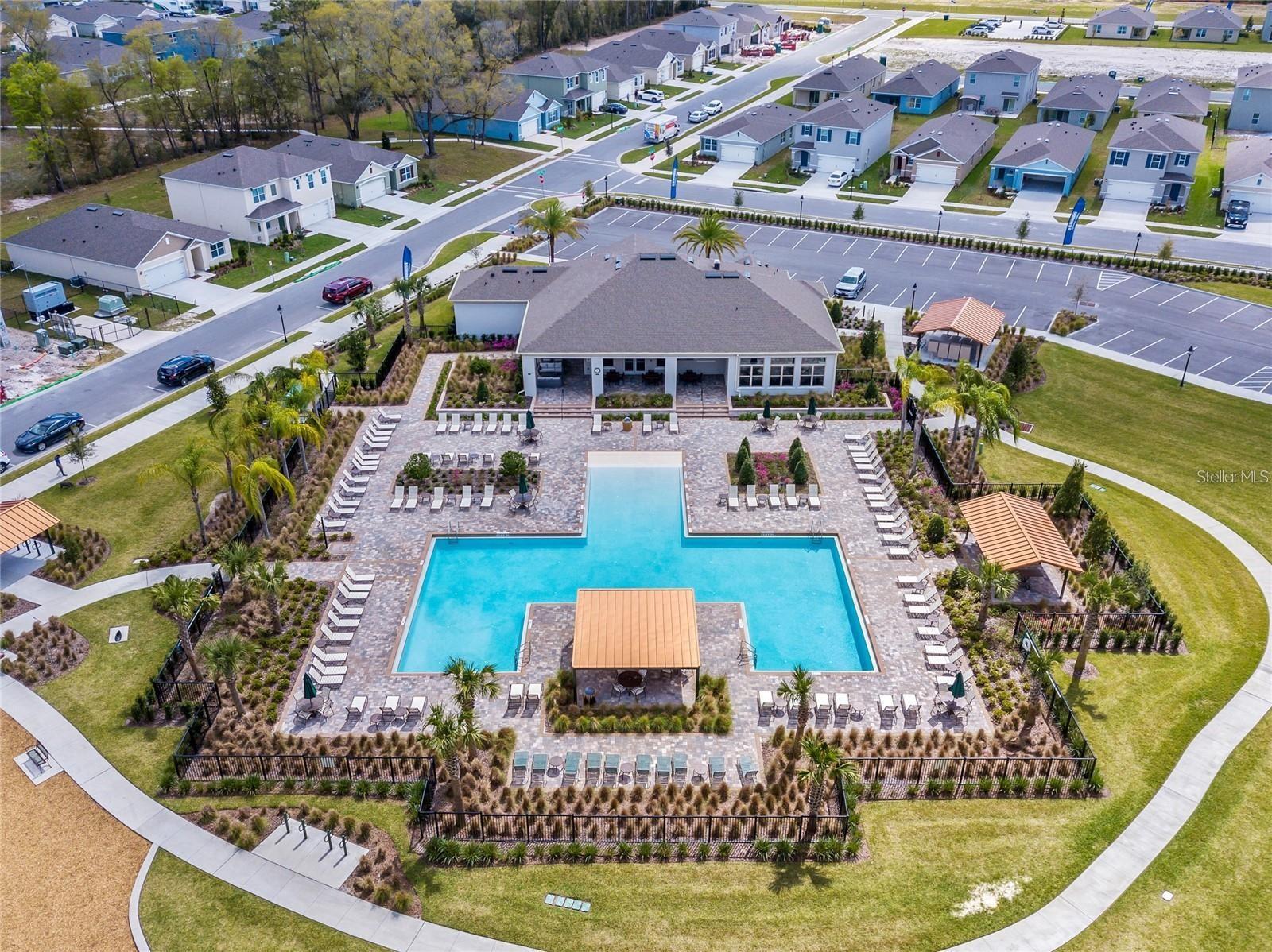 Image 46 of 47 For 462 Baroness Way