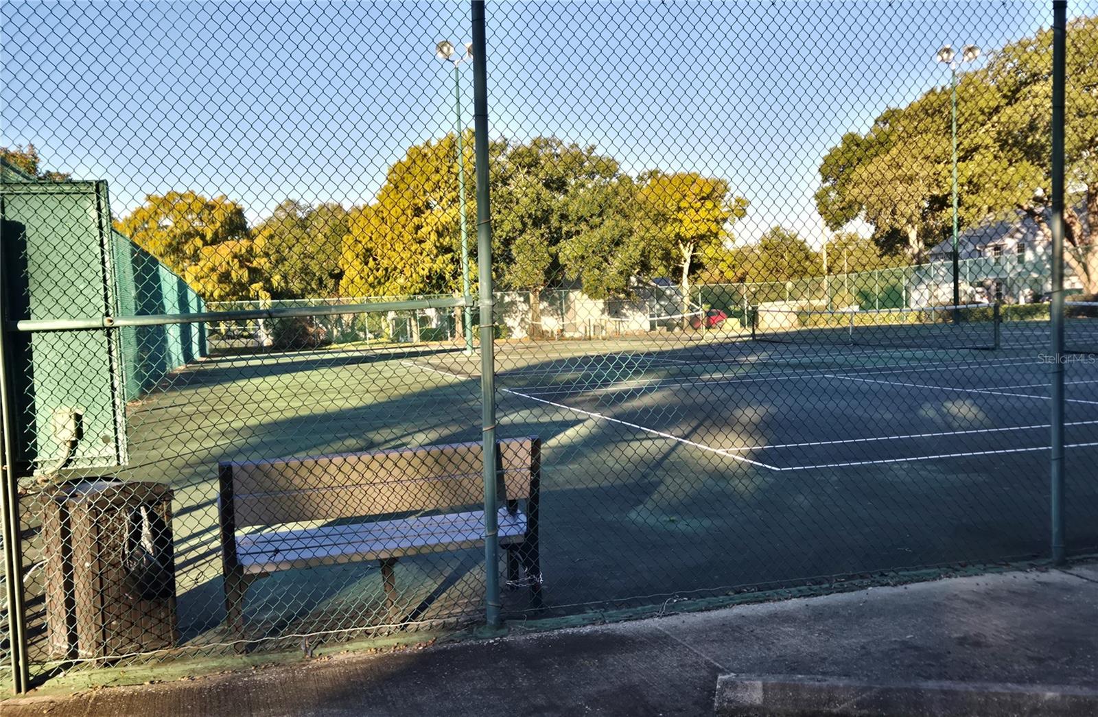 Image 9 of 10 For 5347 Emerald Isle Drive 1019