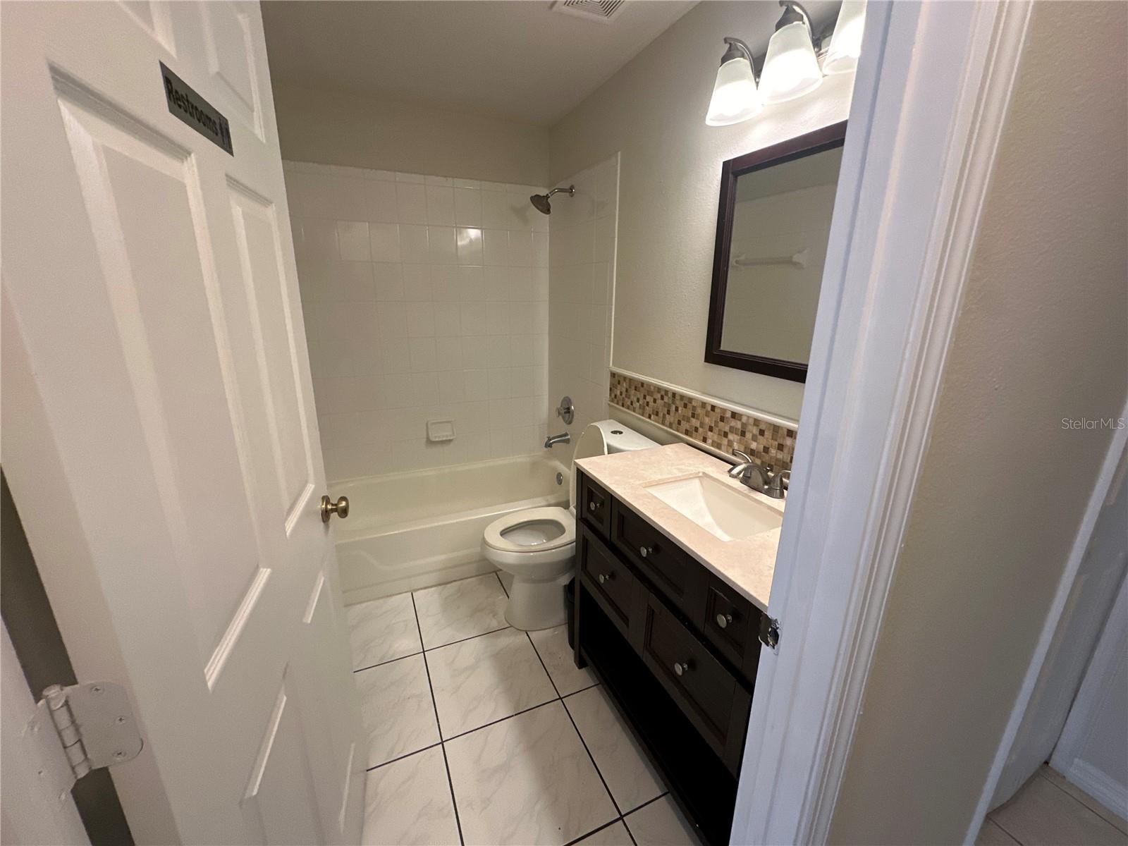 Image 10 of 19 For 12756 Maribou Circle