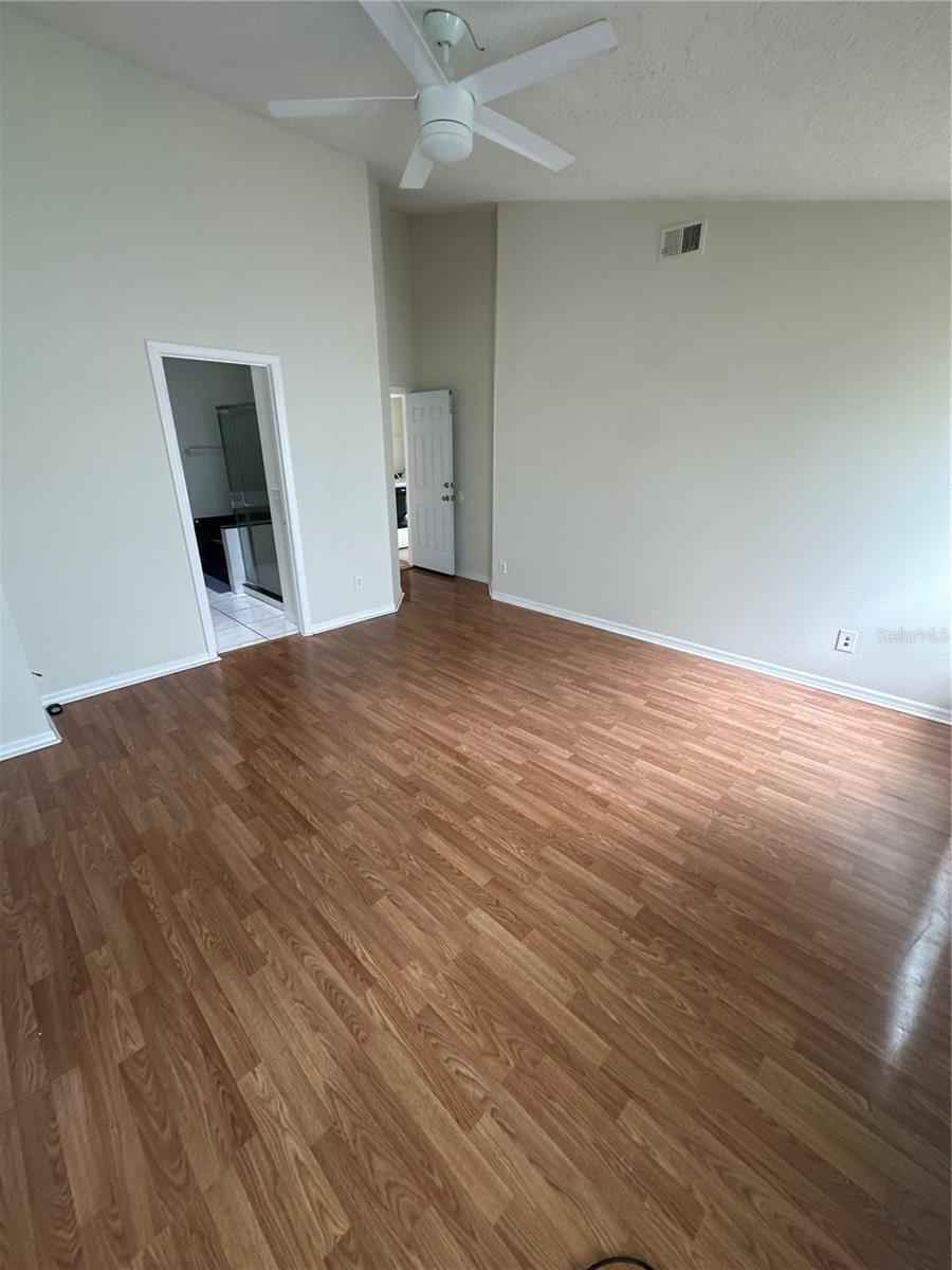 Image 15 of 19 For 12756 Maribou Circle