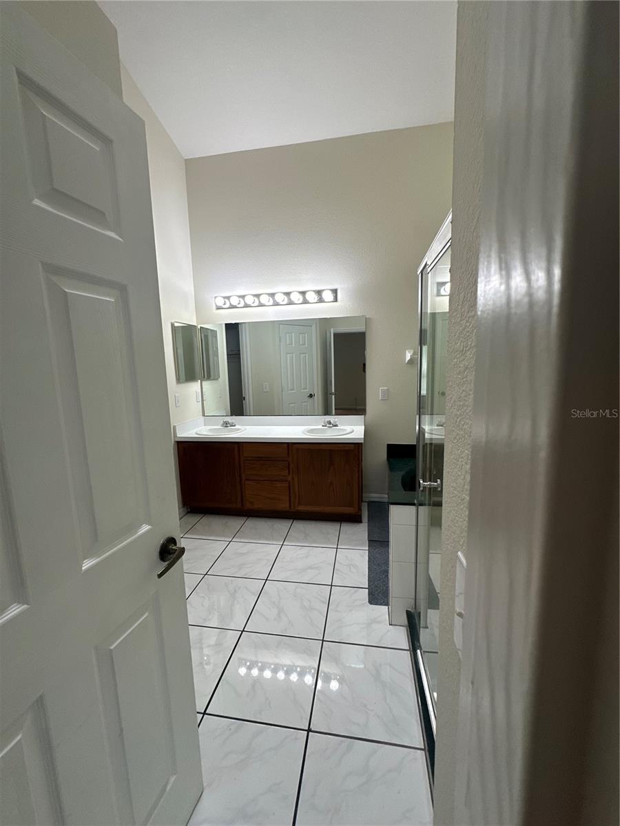 Image 17 of 19 For 12756 Maribou Circle