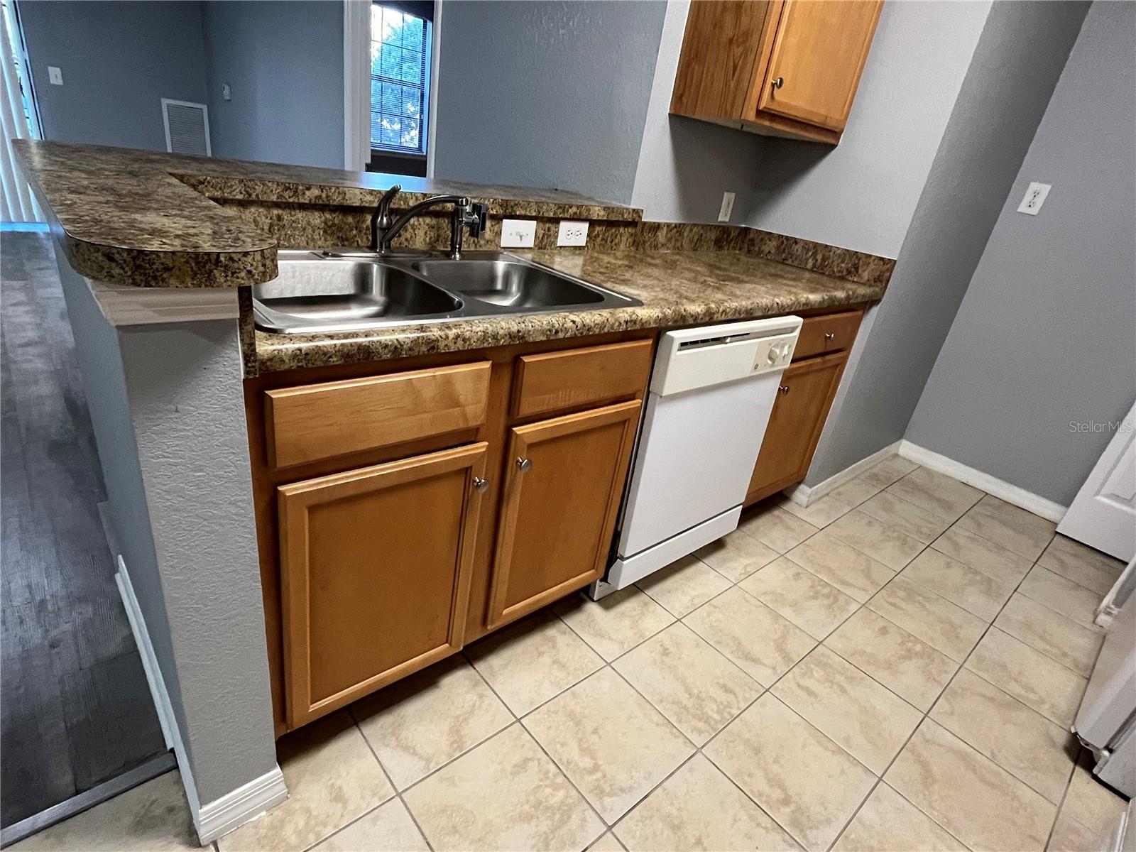 Image 13 of 63 For 5550 Michigan Street 2127