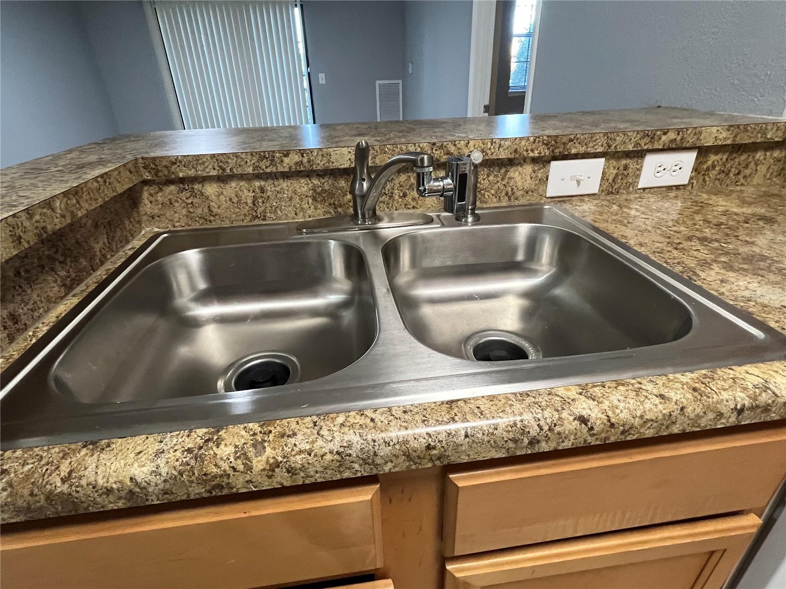 Image 14 of 63 For 5550 Michigan Street 2127