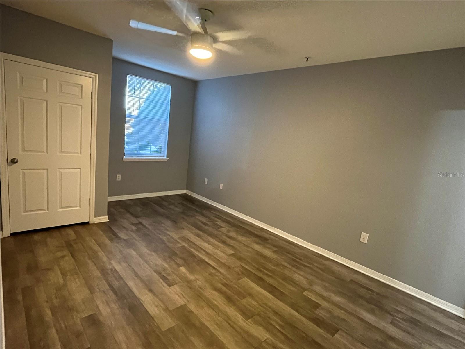 Image 18 of 63 For 5550 Michigan Street 2127