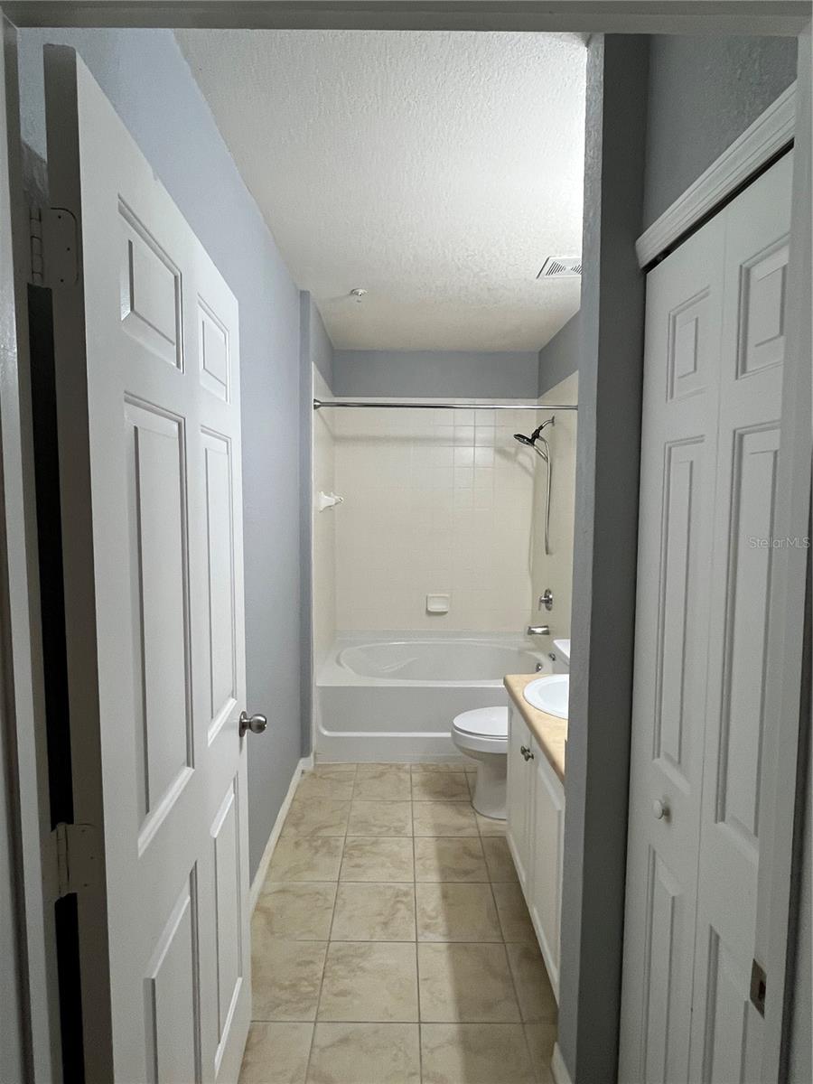 Image 20 of 63 For 5550 Michigan Street 2127