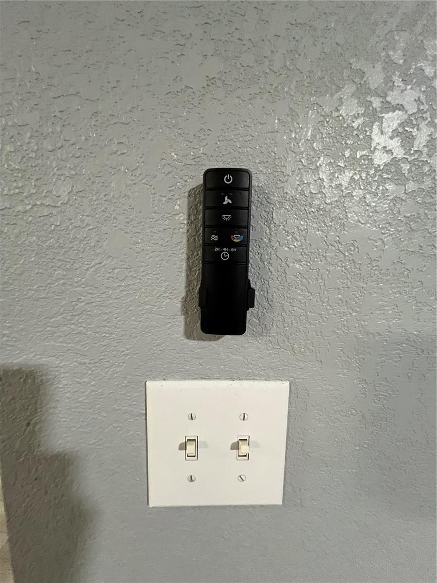 Image 26 of 63 For 5550 Michigan Street 2127