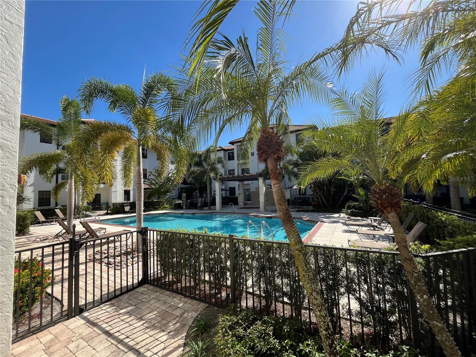 Image 38 of 63 For 5550 Michigan Street 2127