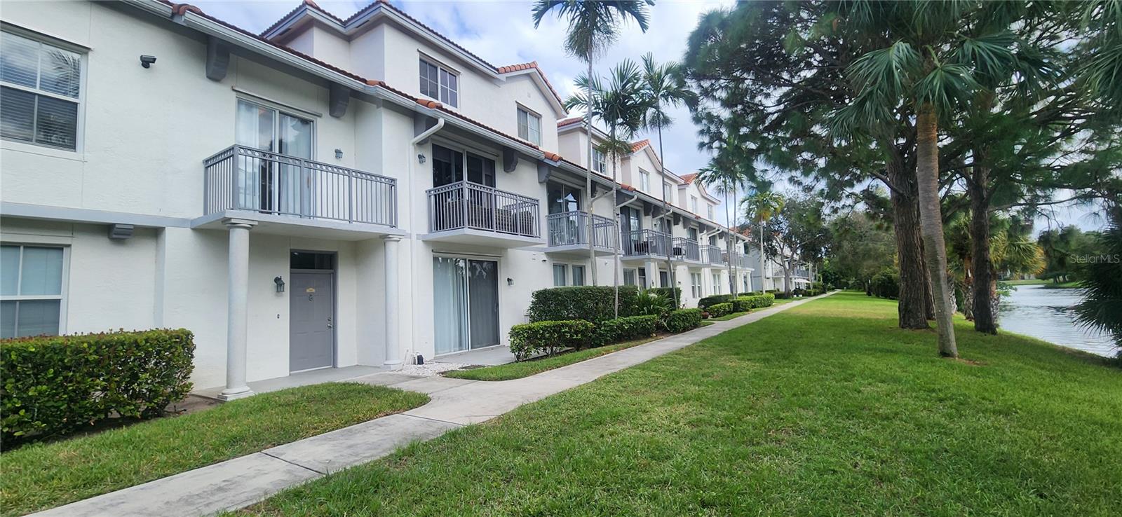 Image 8 of 9 For 2046 Alta Meadows Lane 1907