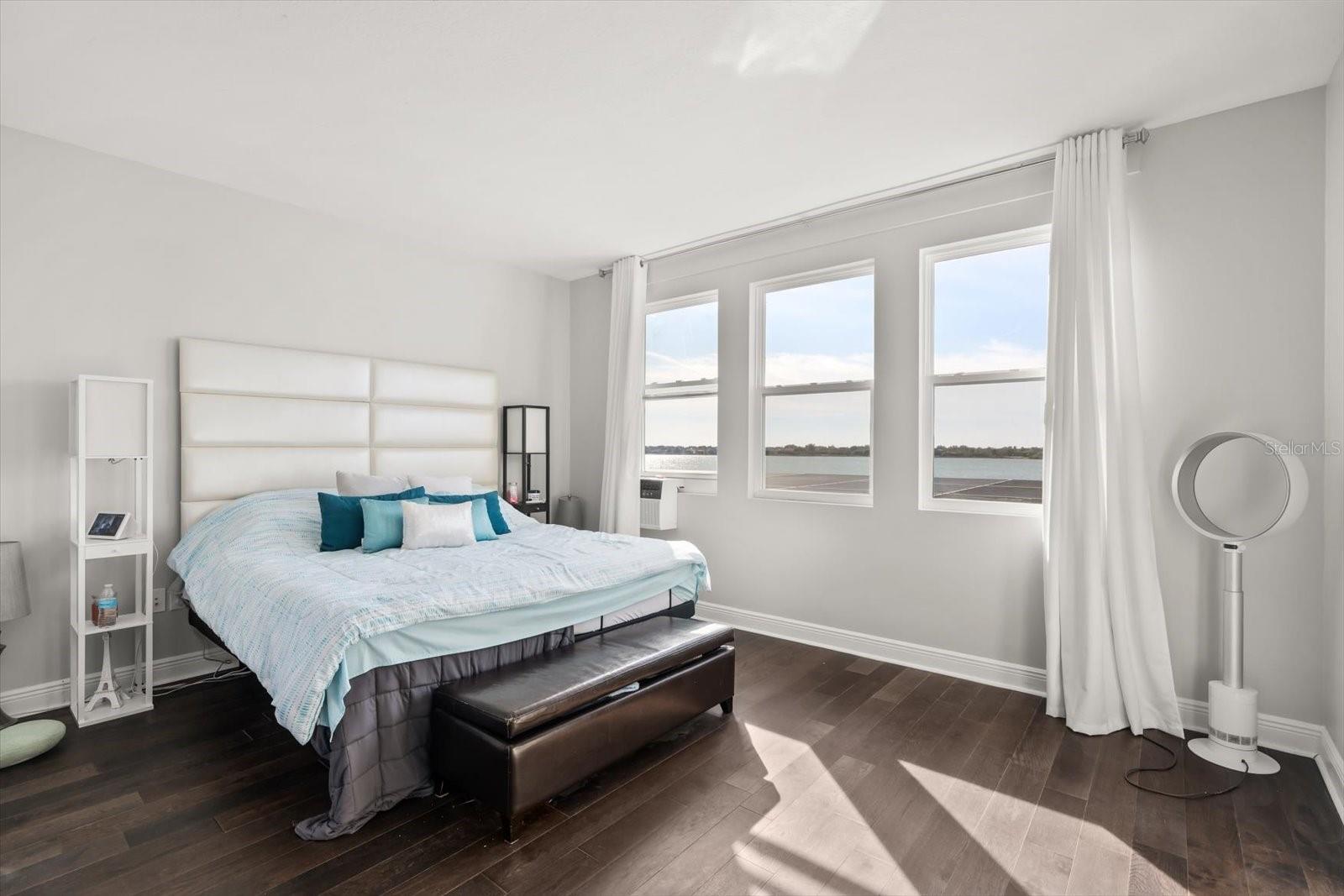 Image 18 of 44 For 359 Blue Cypress Drive