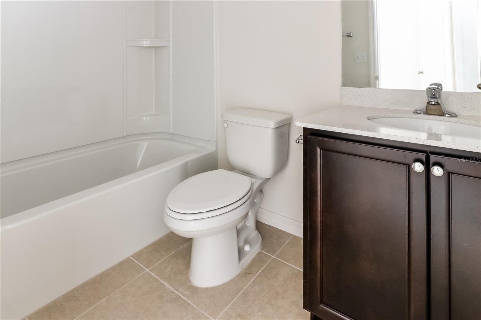 Image 13 of 16 For 2127 Peyto Way