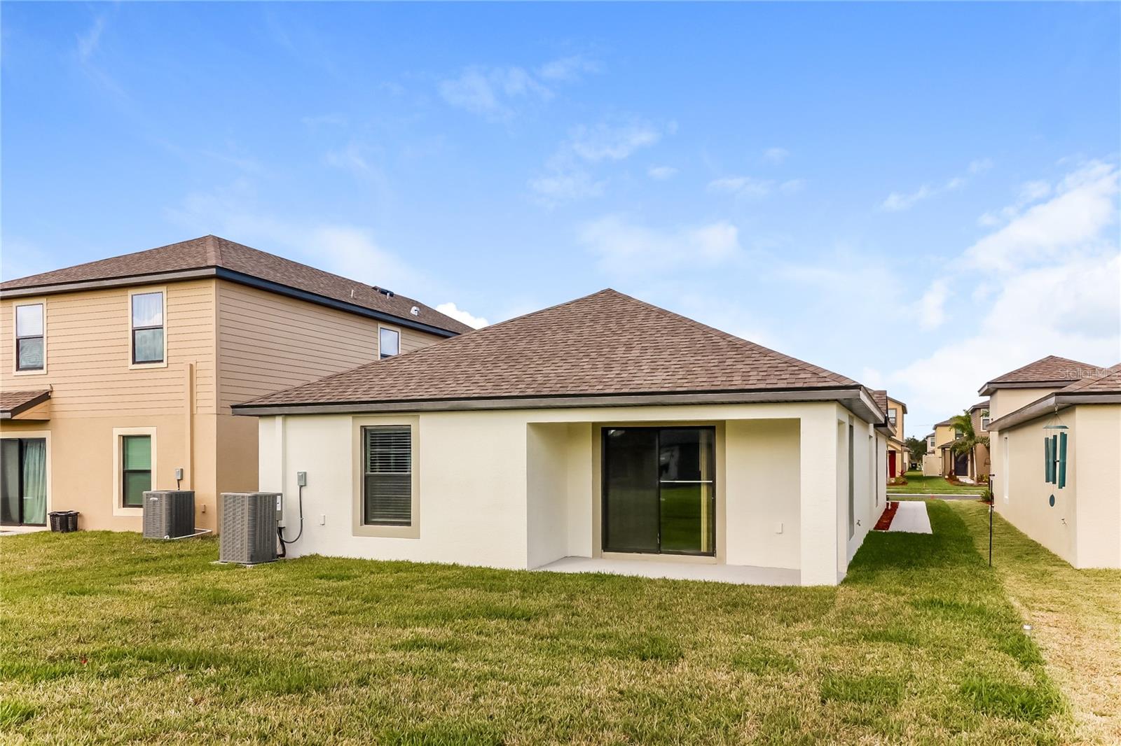 Image 14 of 16 For 2127 Peyto Way