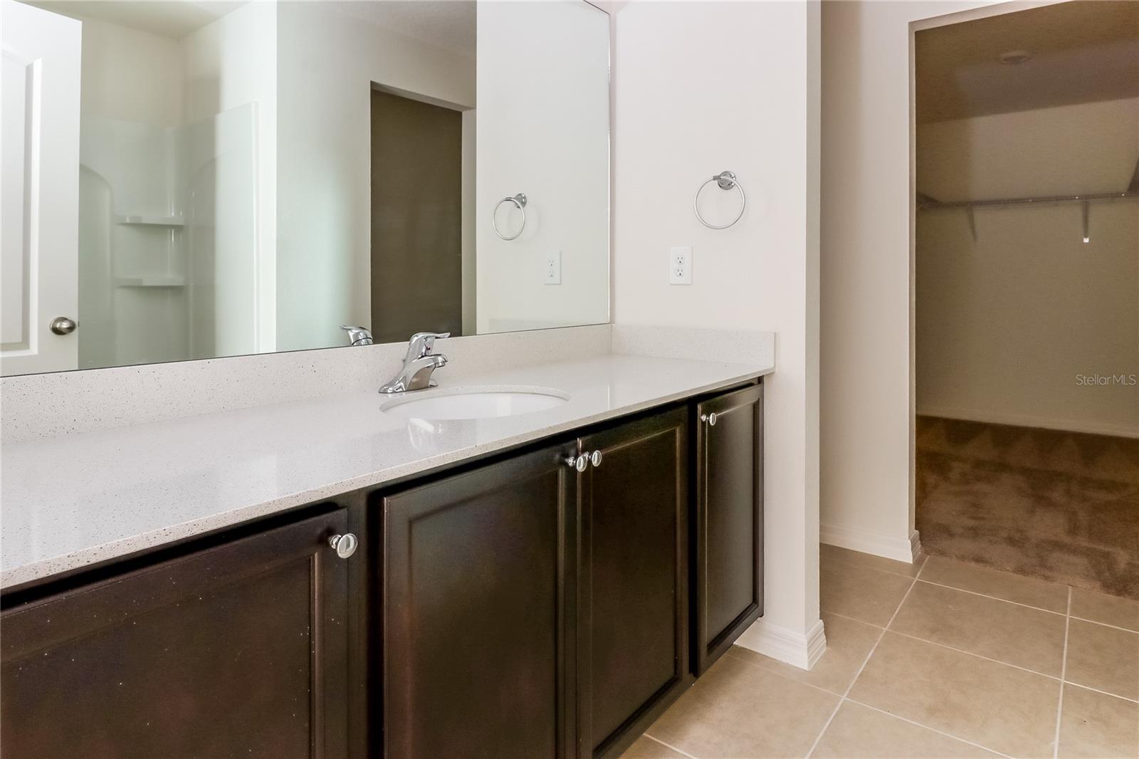 Image 8 of 16 For 2127 Peyto Way