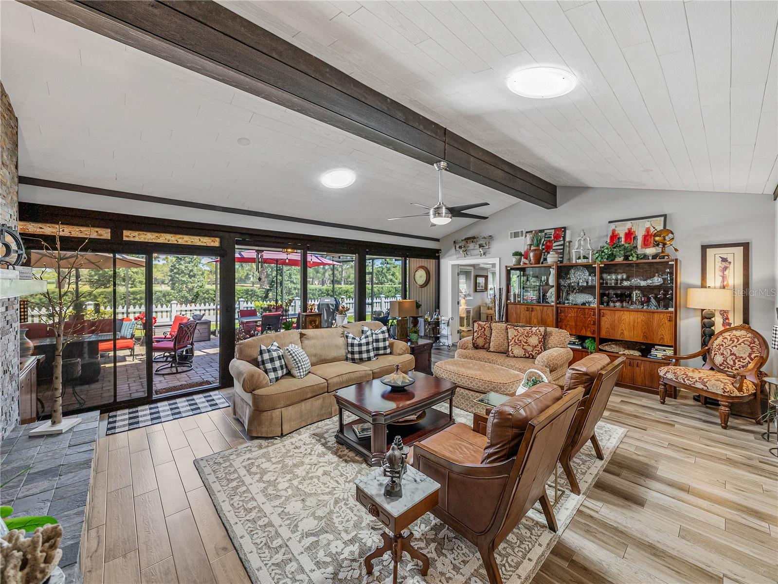 Image 36 of 87 For 650 Poinsettia Road