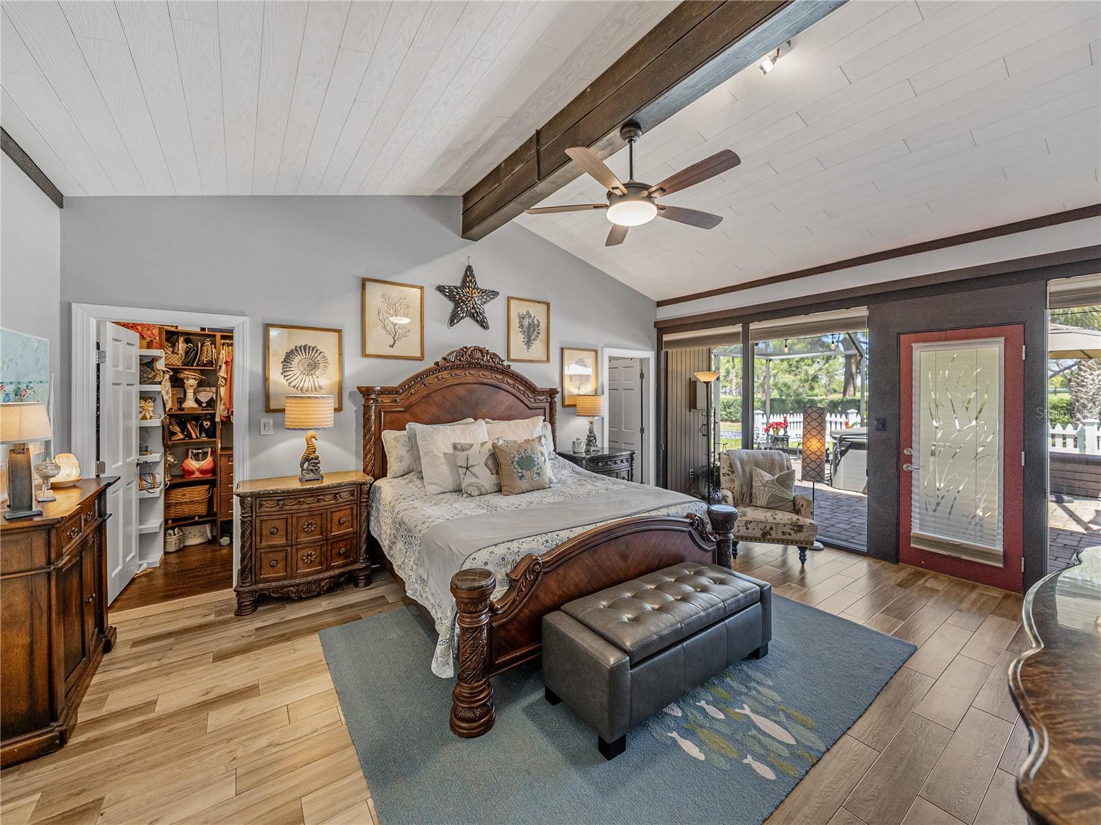 Image 40 of 87 For 650 Poinsettia Road