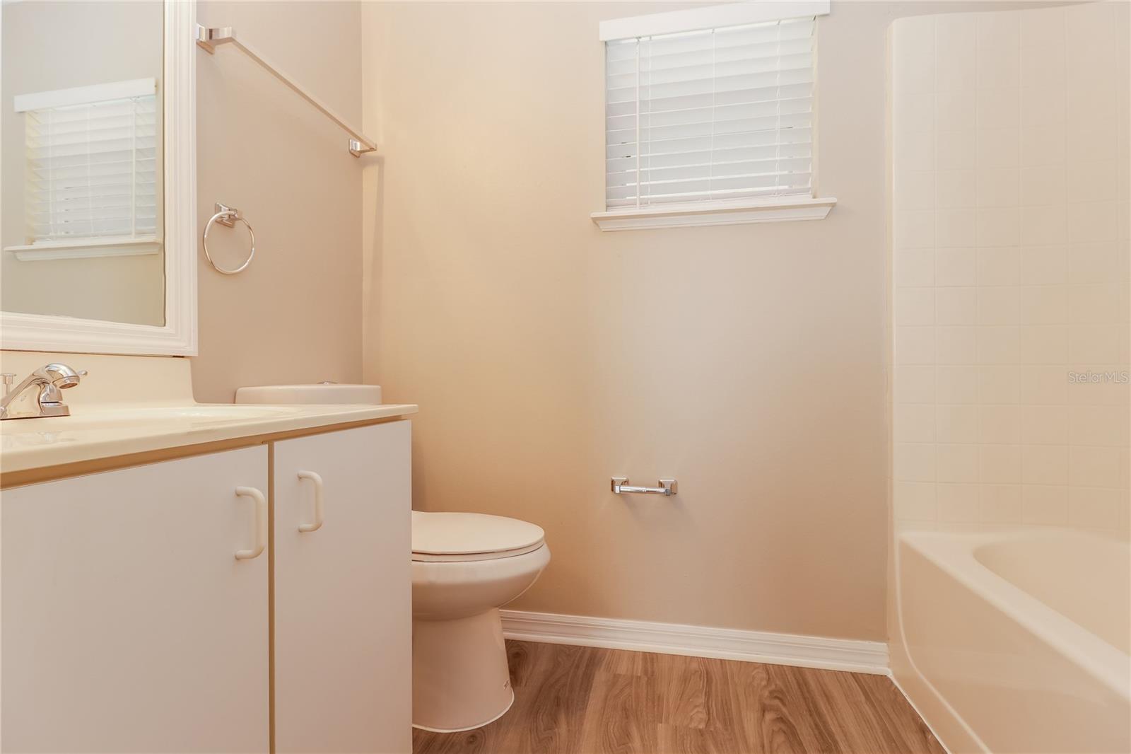 Image 11 of 16 For 14336 Coronado Drive