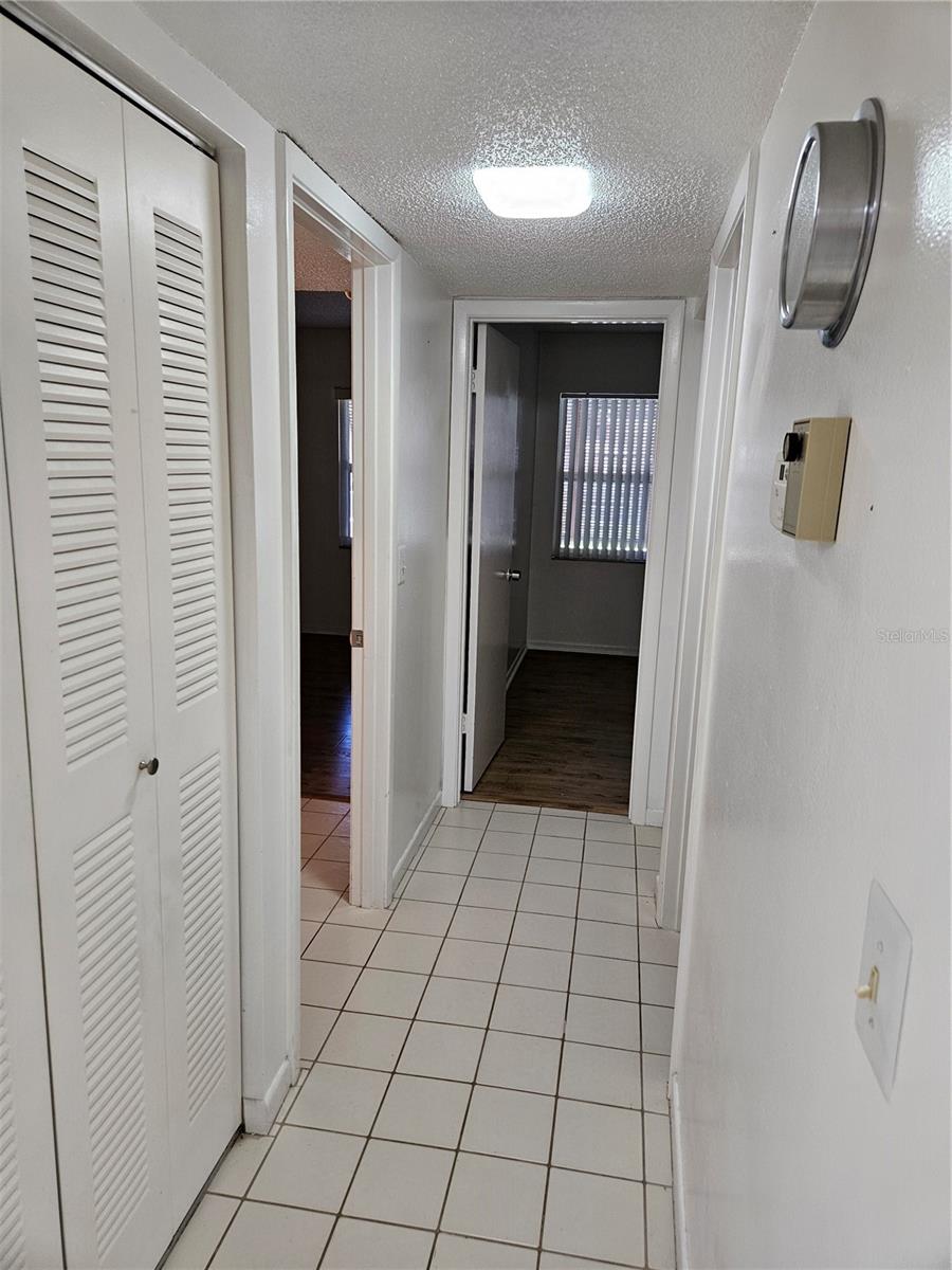 Image 19 of 27 For 100 Sweetgum Woods Ct  2c