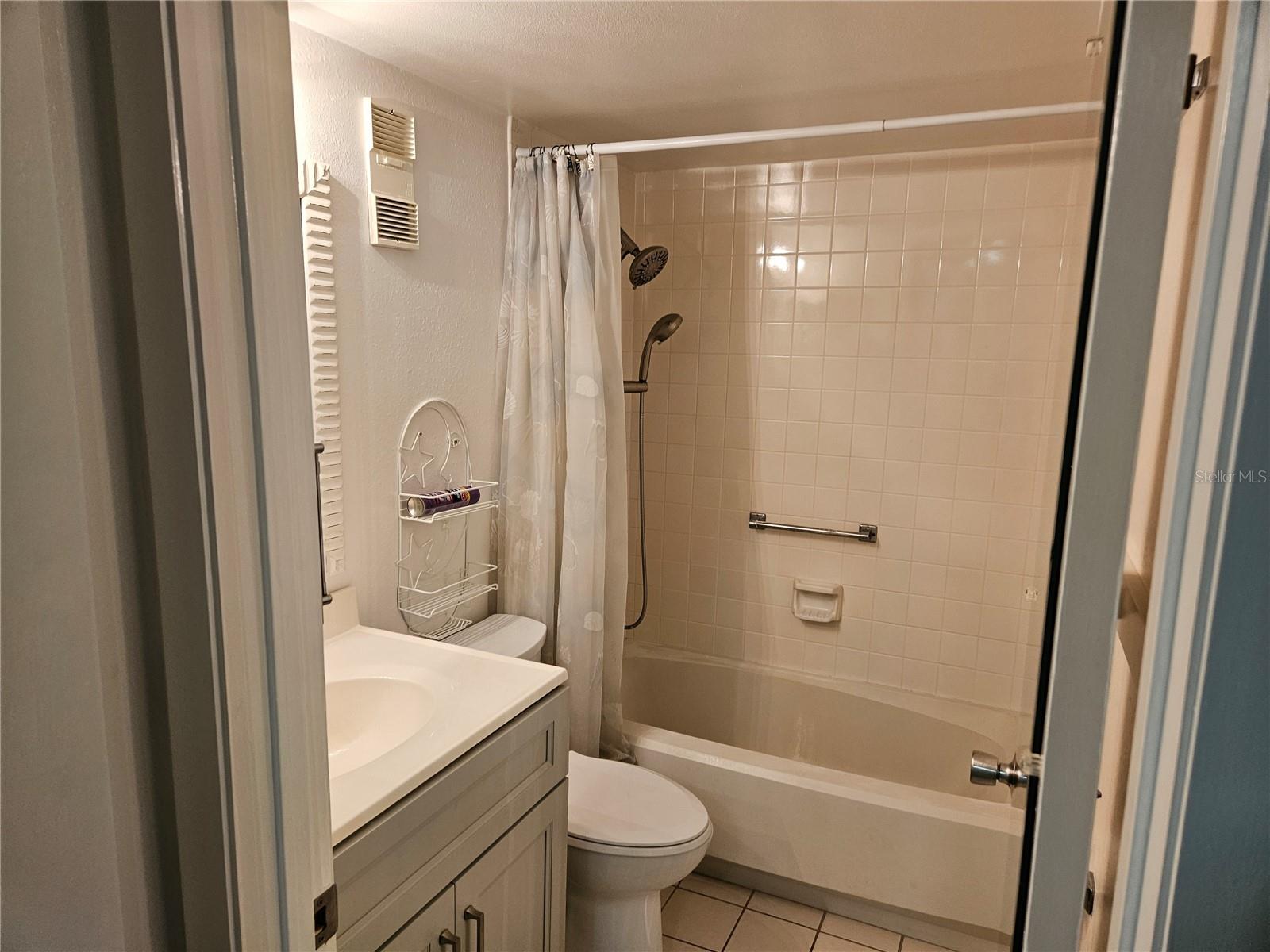 Image 22 of 27 For 100 Sweetgum Woods Ct  2c