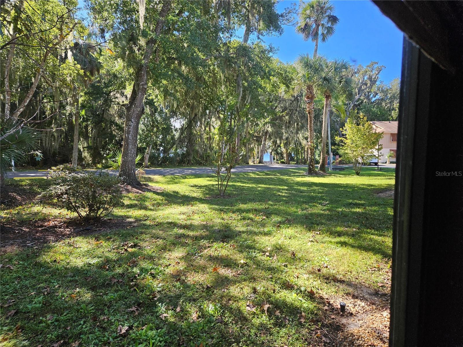 Image 25 of 27 For 100 Sweetgum Woods Ct  2c