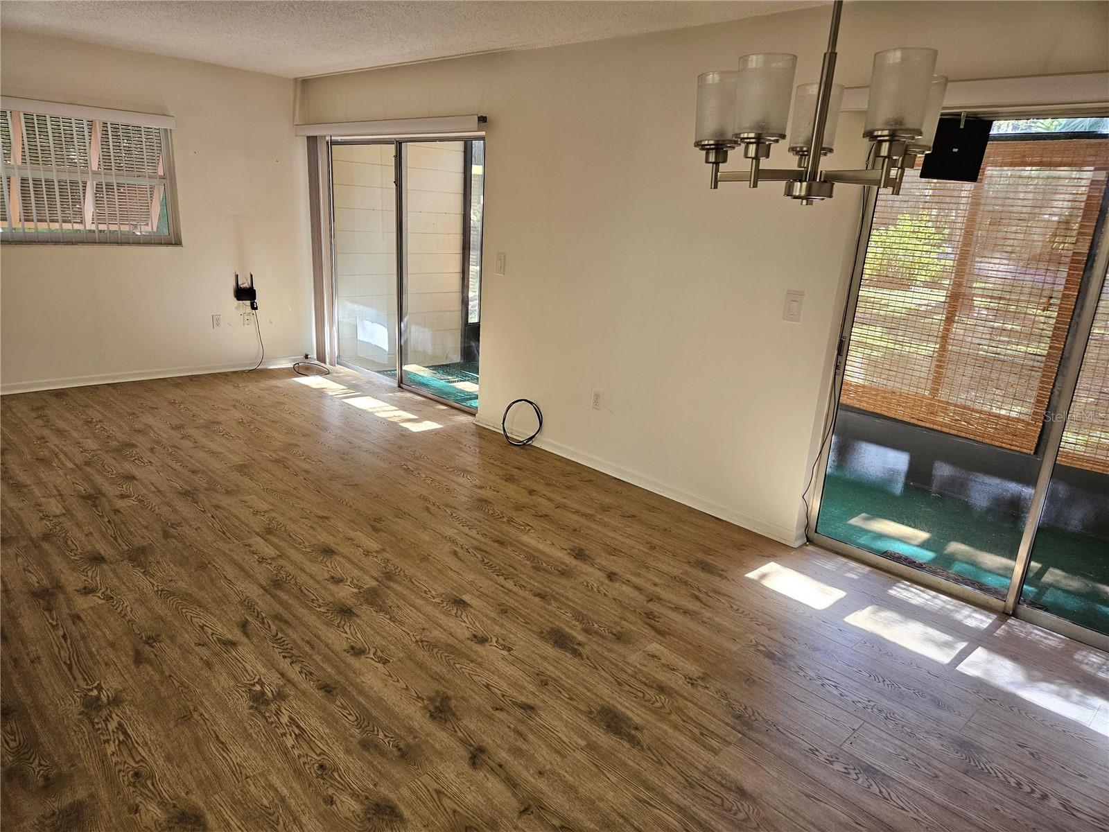 Image 9 of 27 For 100 Sweetgum Woods Ct  2c