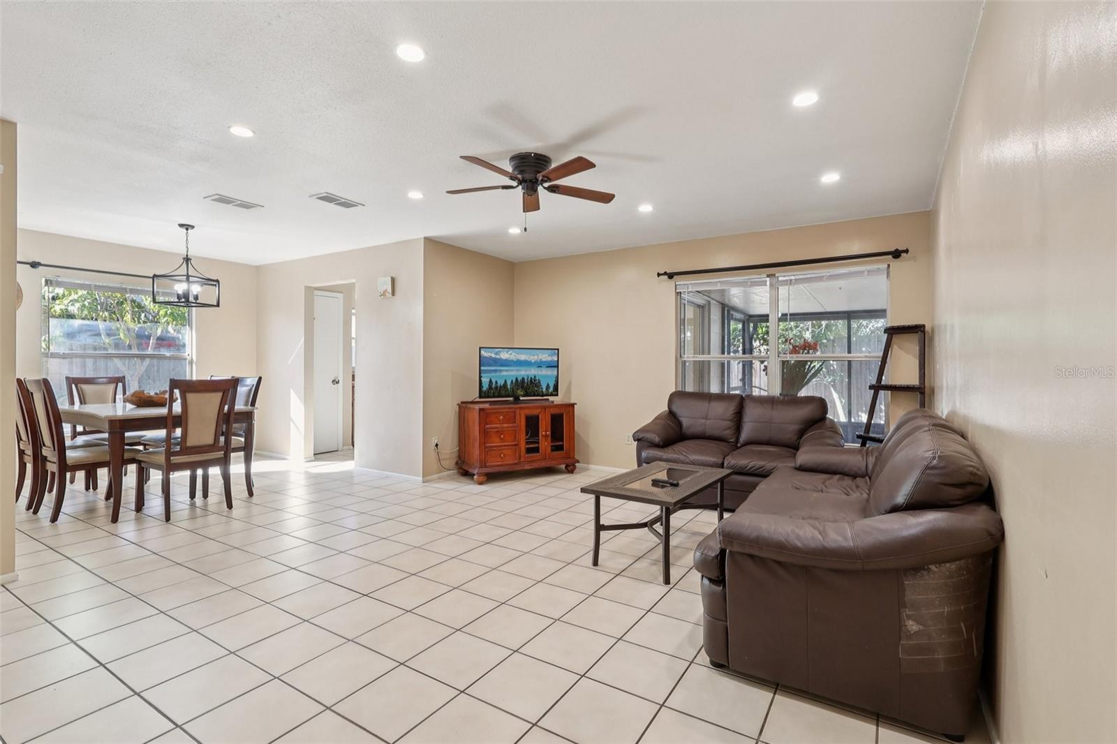 Image 11 of 40 For 3210 Feather Lane