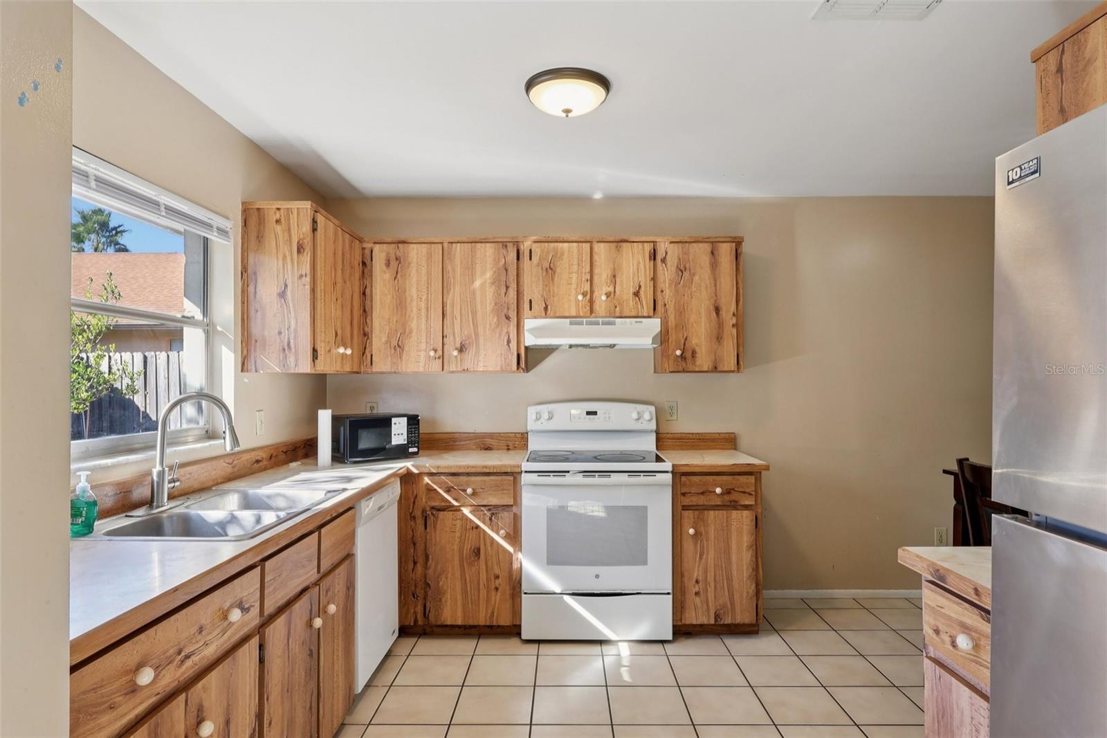 Image 15 of 40 For 3210 Feather Lane