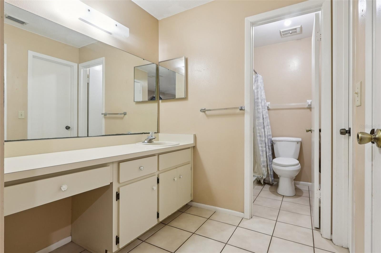 Image 21 of 40 For 3210 Feather Lane