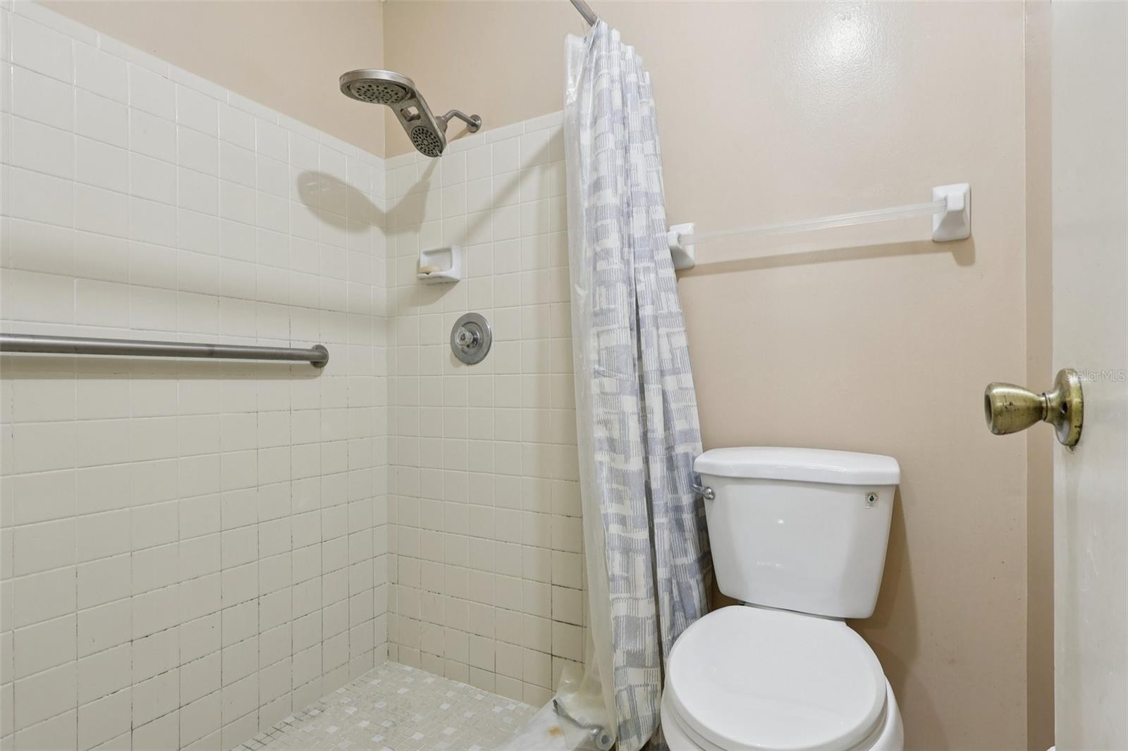 Image 22 of 40 For 3210 Feather Lane