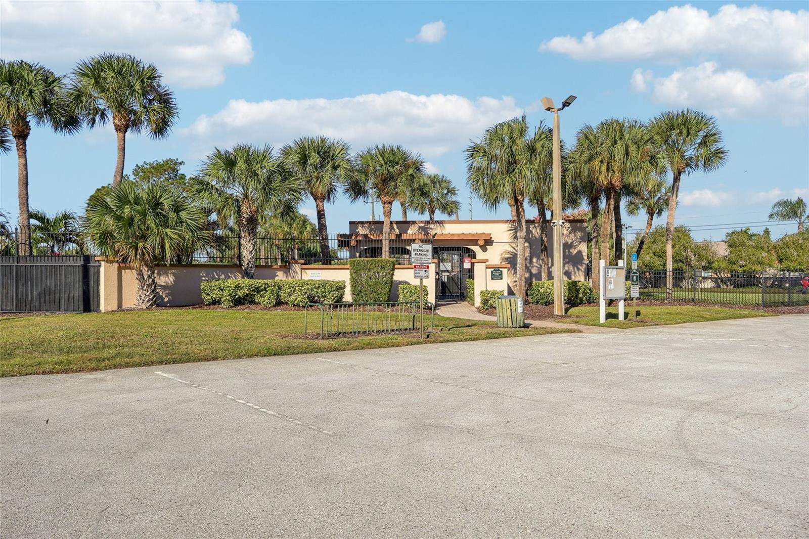 Image 32 of 40 For 3210 Feather Lane