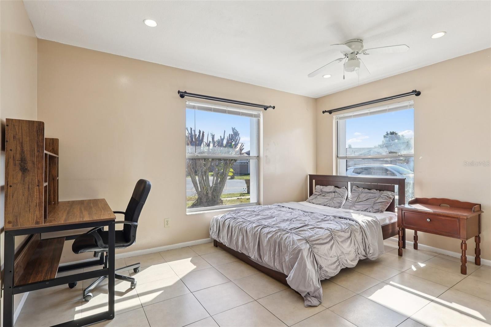 Image 4 of 40 For 3210 Feather Lane