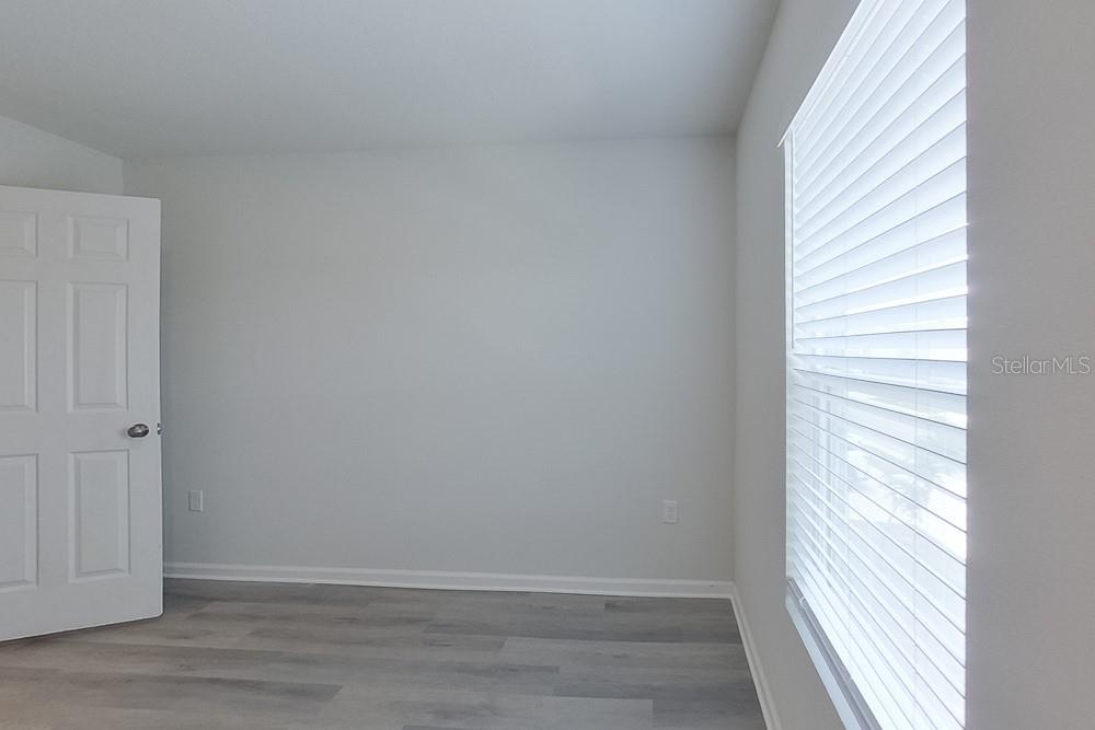 Image 11 of 19 For 1701 Minnesota Road